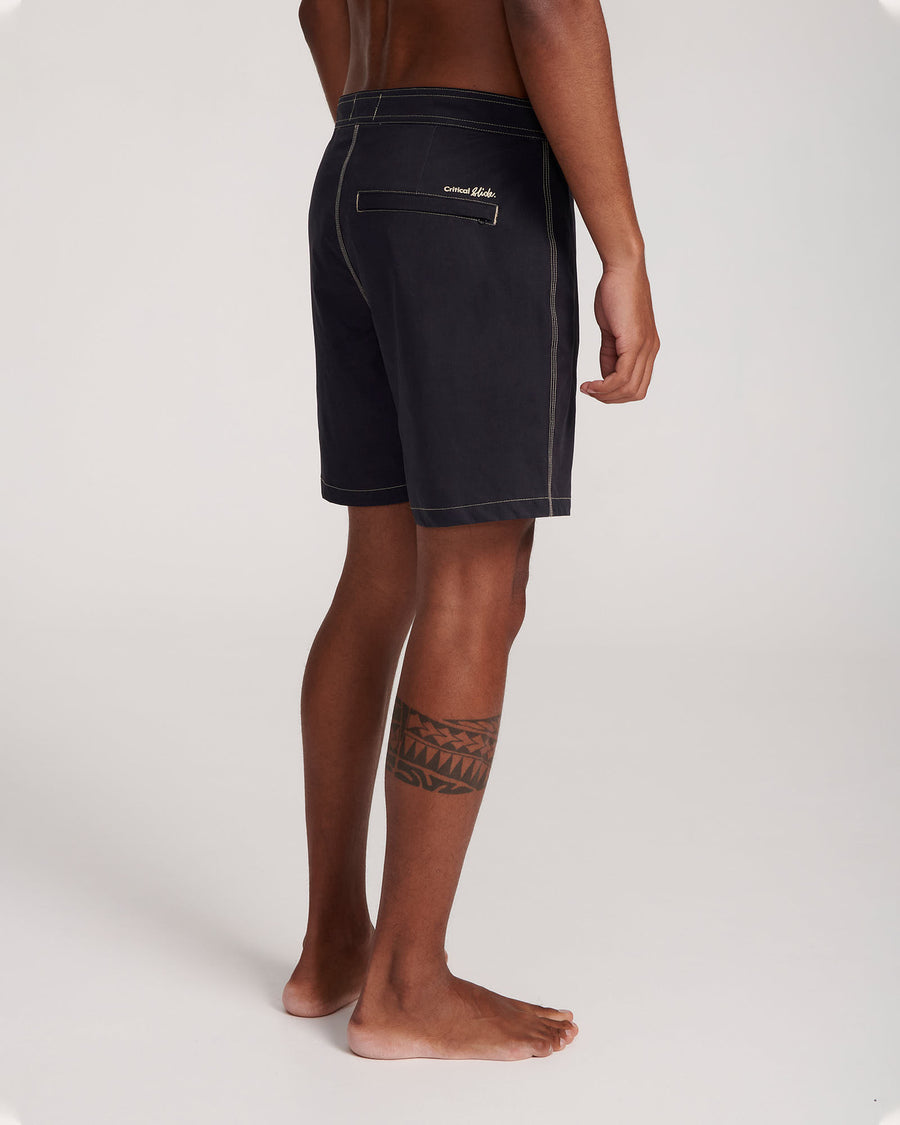 Cahoots 17" Boardshort - Black