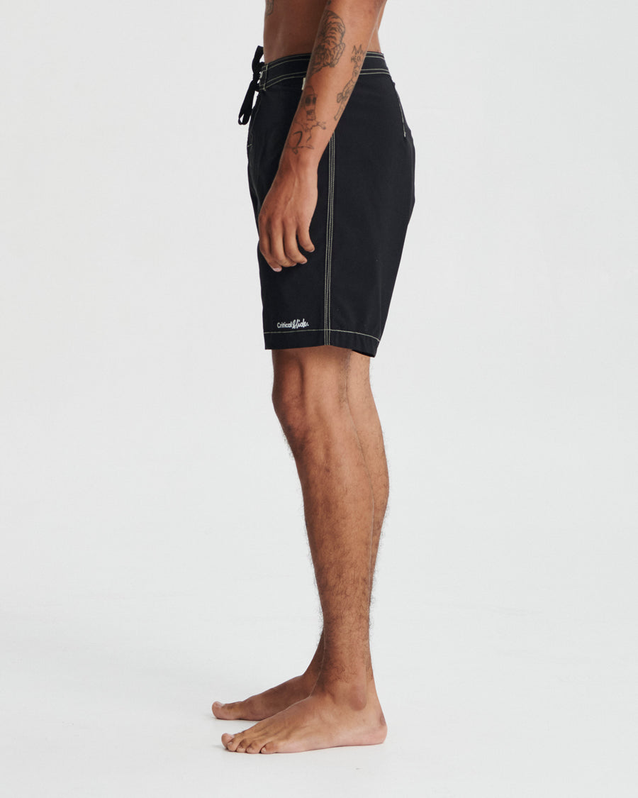 Cahoots 17" Boardshort - Black