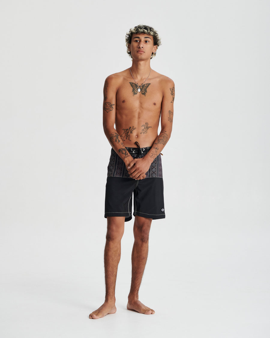 Trader 18" Boardshort - Black
