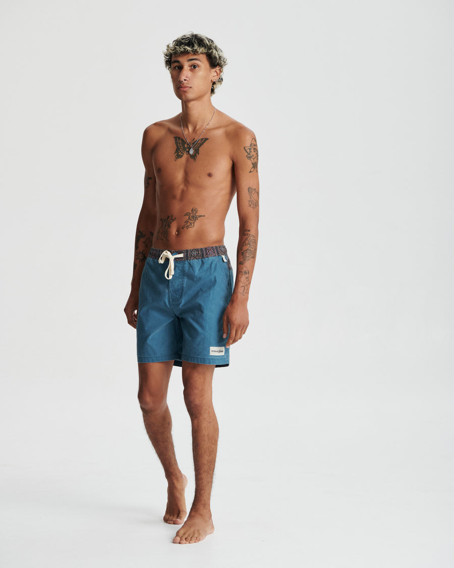 Plain Jane 16" Trunk - Ocean