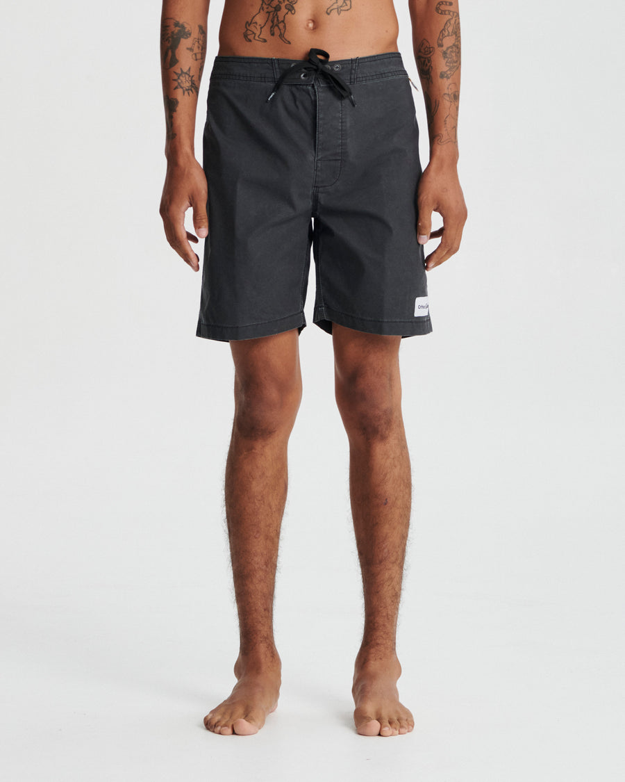 Temples 18" Boardshort - Black