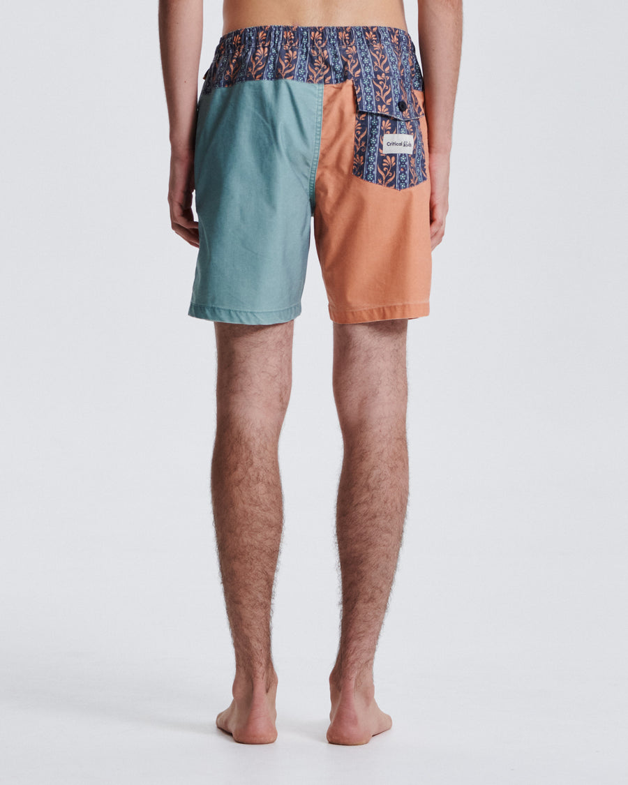 Plain Jane 16" Trunk - Peach