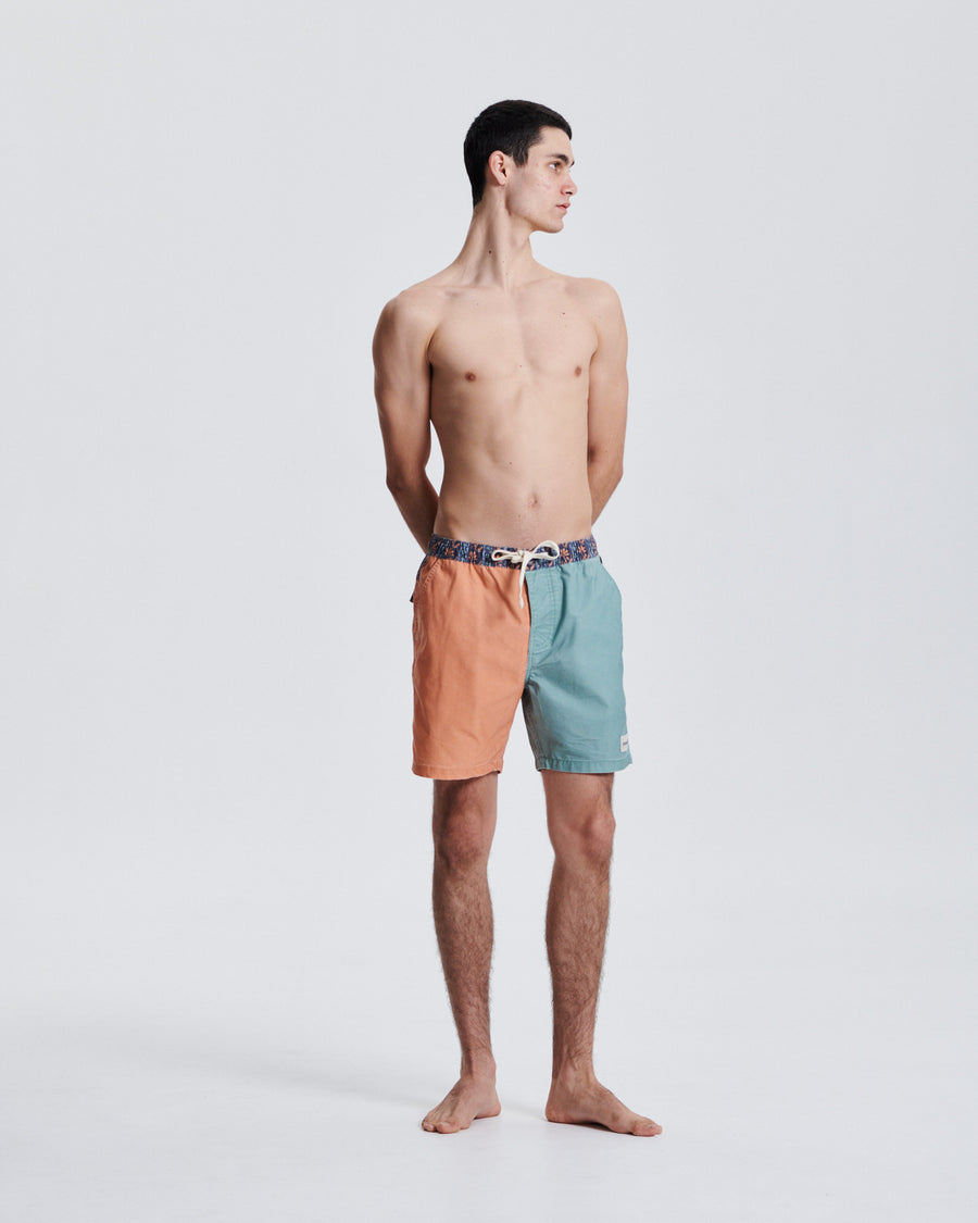 Plain Jane 16" Trunk - Peach