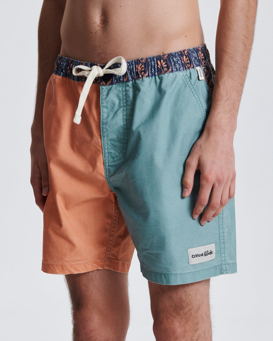 Plain Jane 16" Trunk - Peach