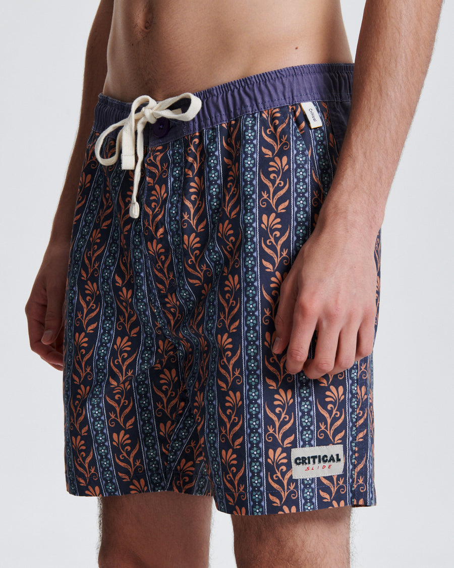 Gravity 17" Trunk - Purple