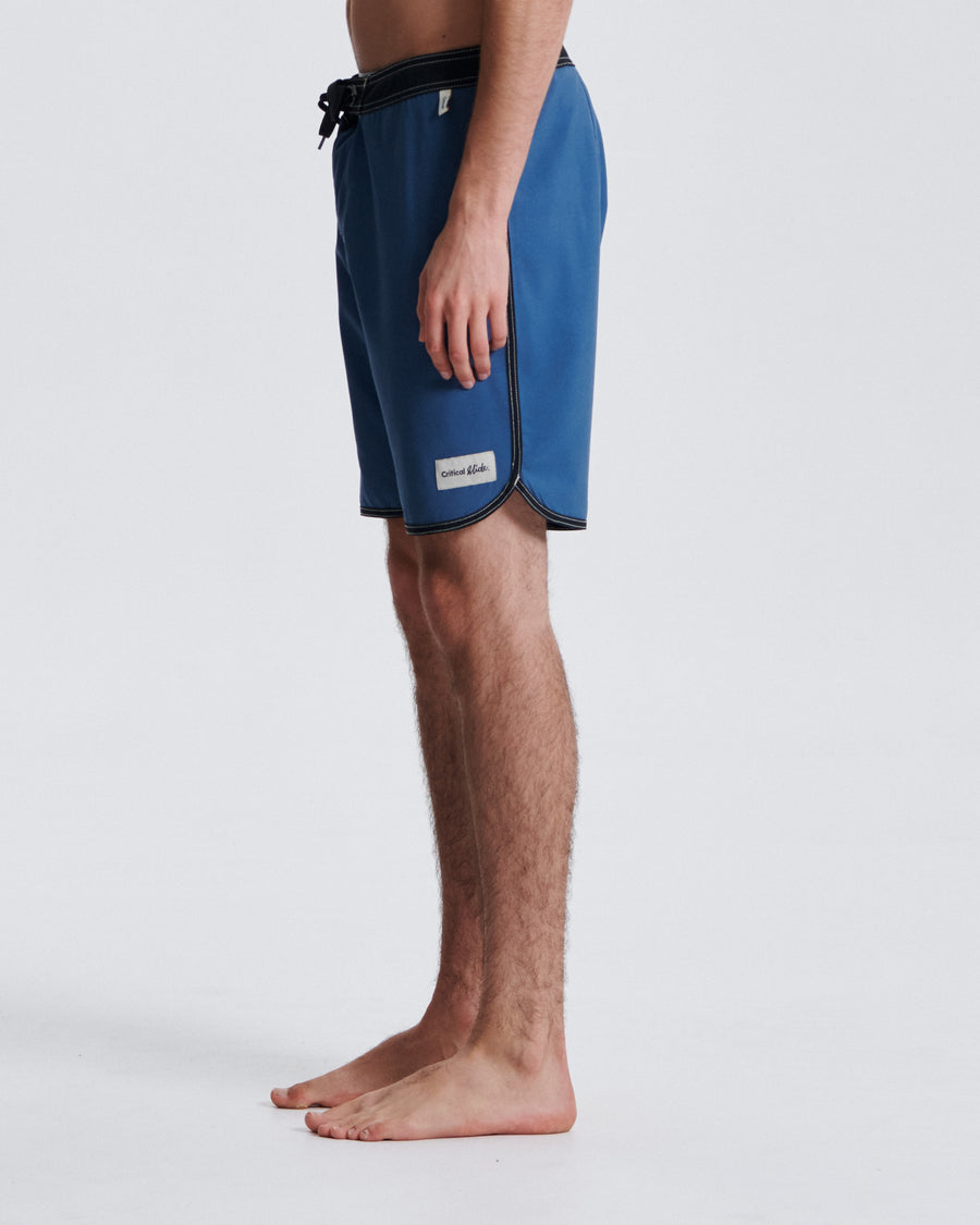 Gunnie 20" Scallop Boardshort - Dusty Blue