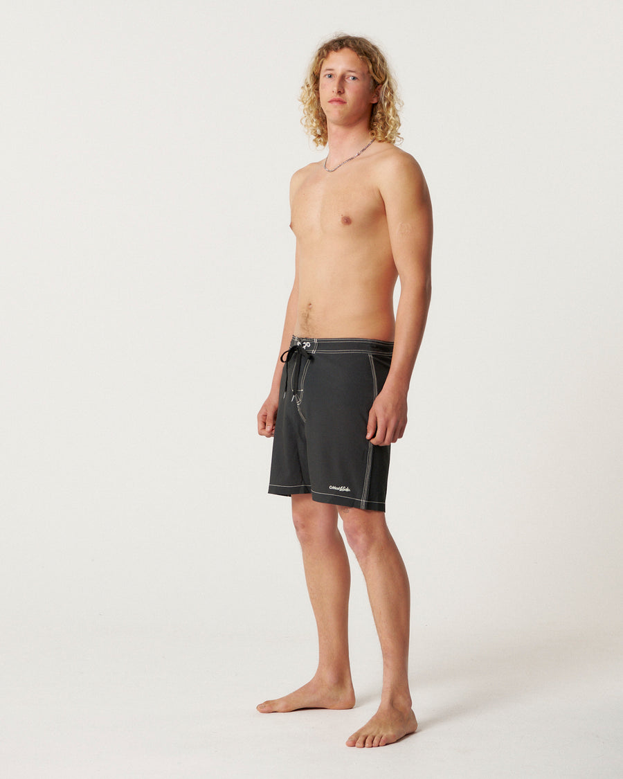 Cahoots 17" Boardshort - Phantom