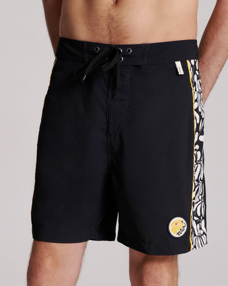 FLOW PANEL BOARDSHORT - BLACK