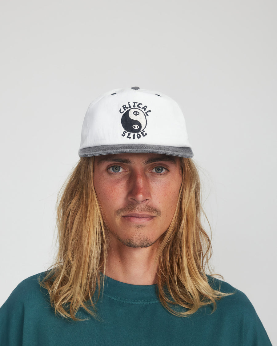 Minds Eye Cap - Vintage White