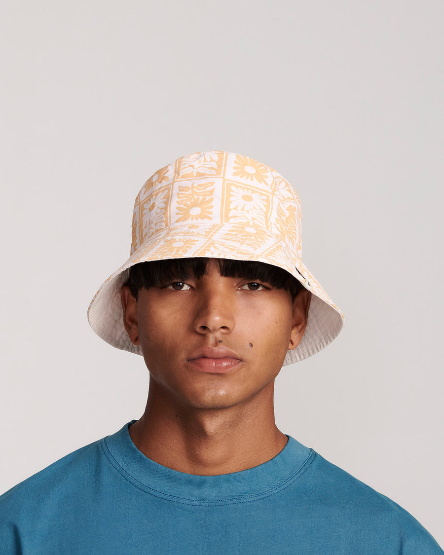 Calen Bucket Hat - Yolk