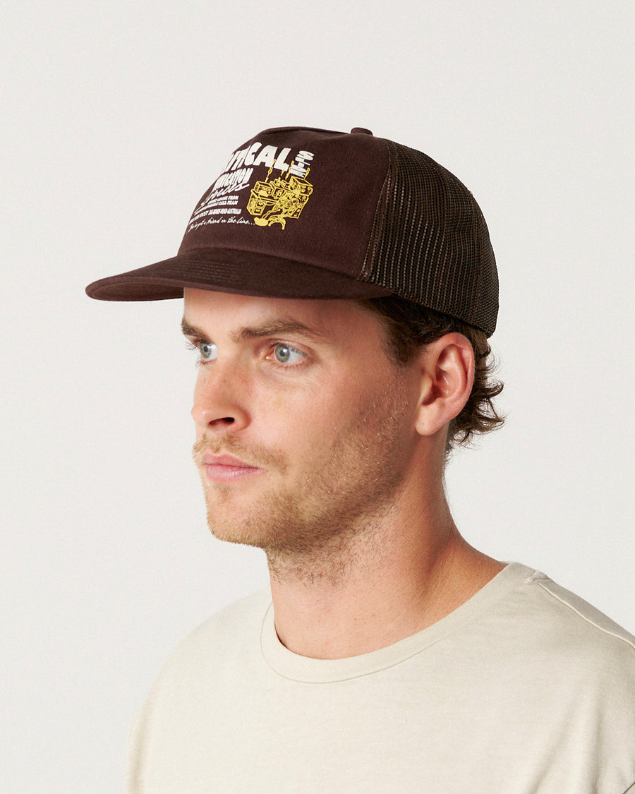 Communication Trucker - Chocolate