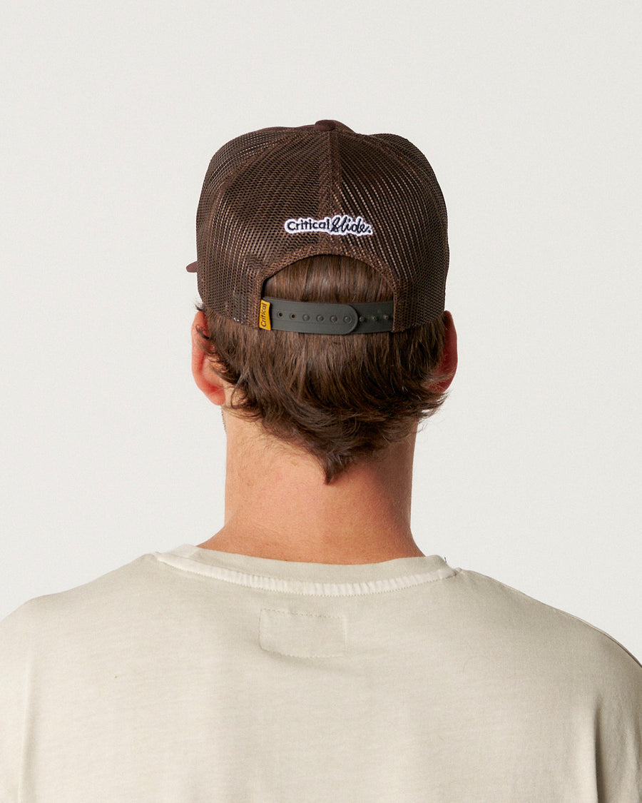 Communication Trucker - Chocolate