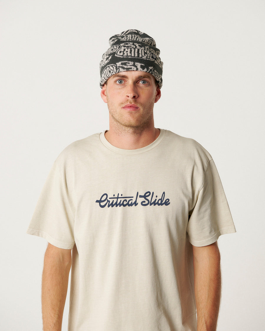 Madness Beanie - Black