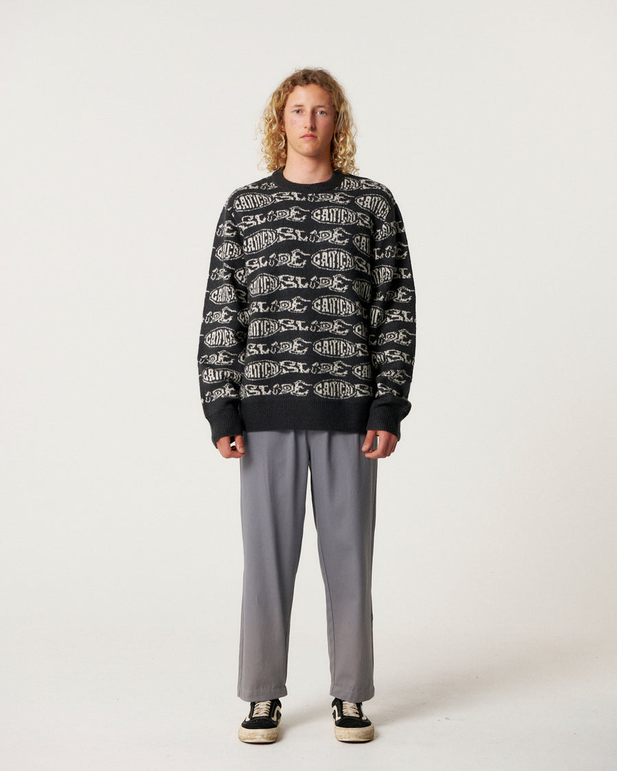 Madness Crew Knit - Black