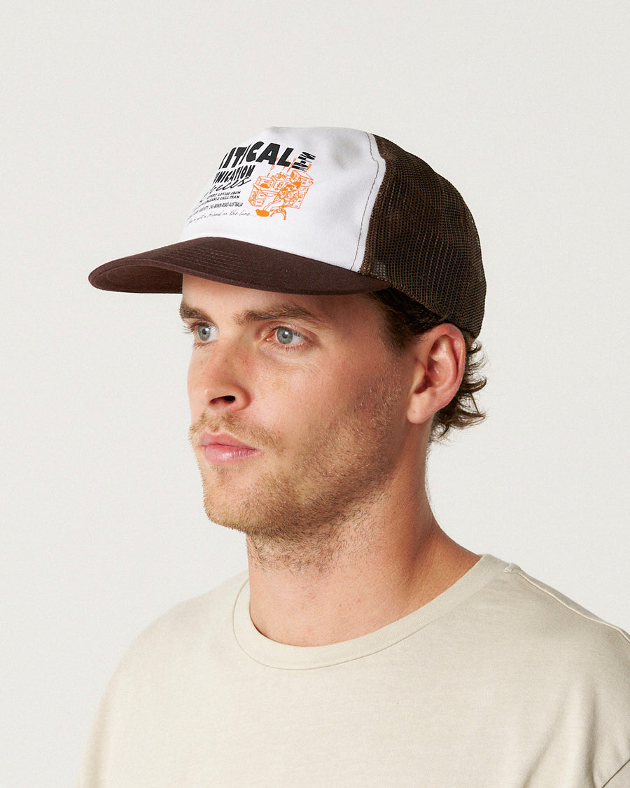 Communication Trucker - Brown