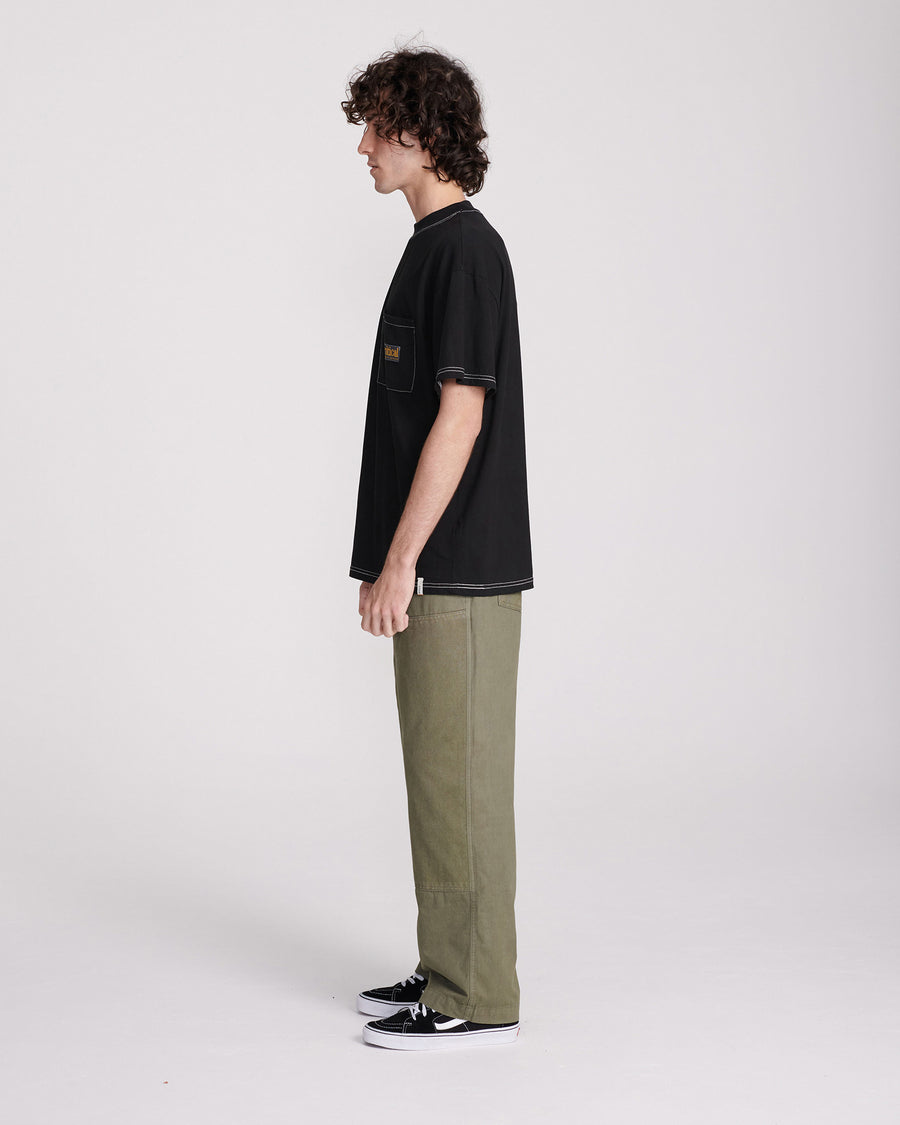 SHAKER POCKET TEE - BLACK