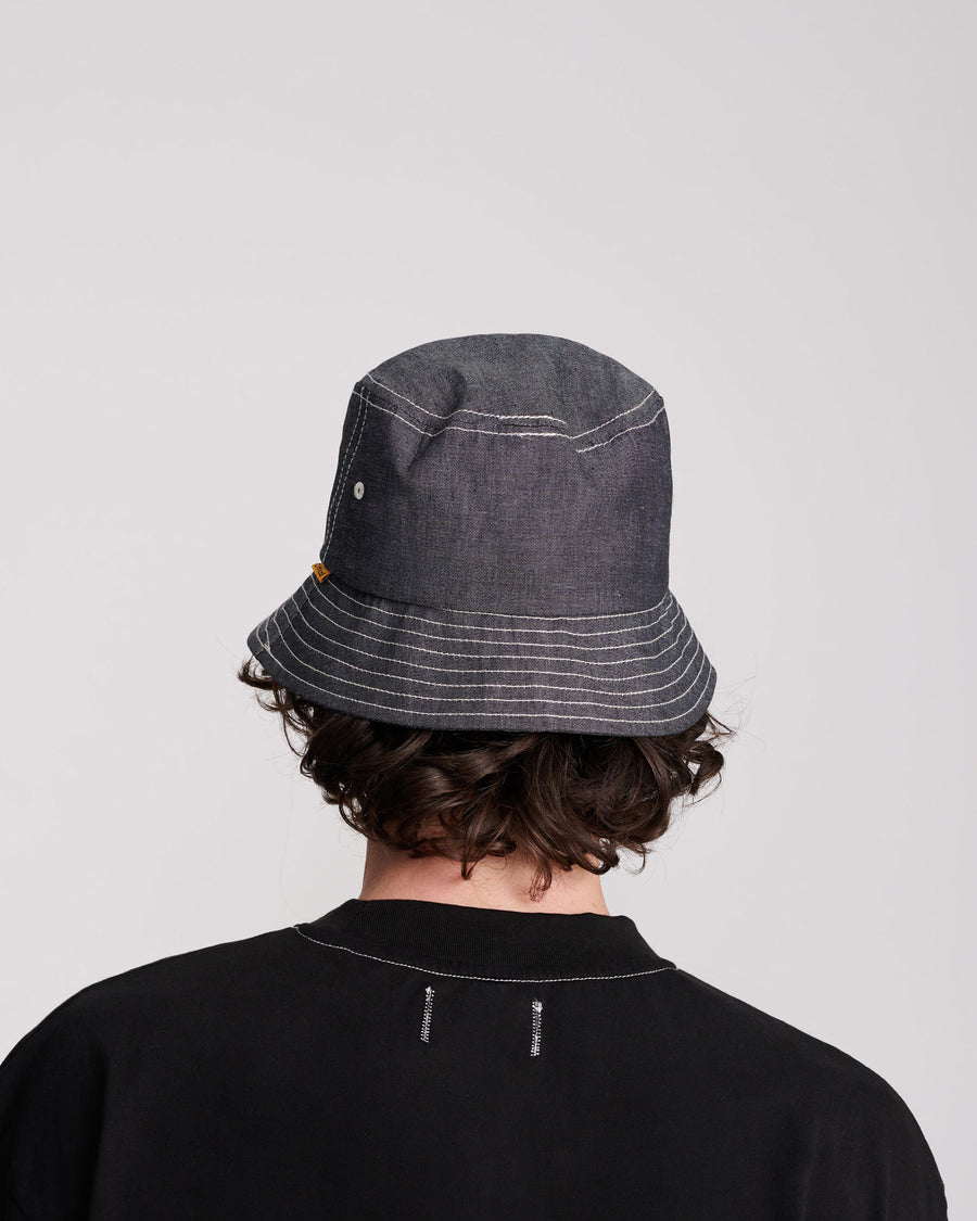 SHAKER BUCKET HAT - BLACK