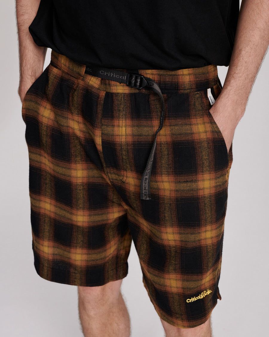 SHIN WALKSHORT - CAMEL