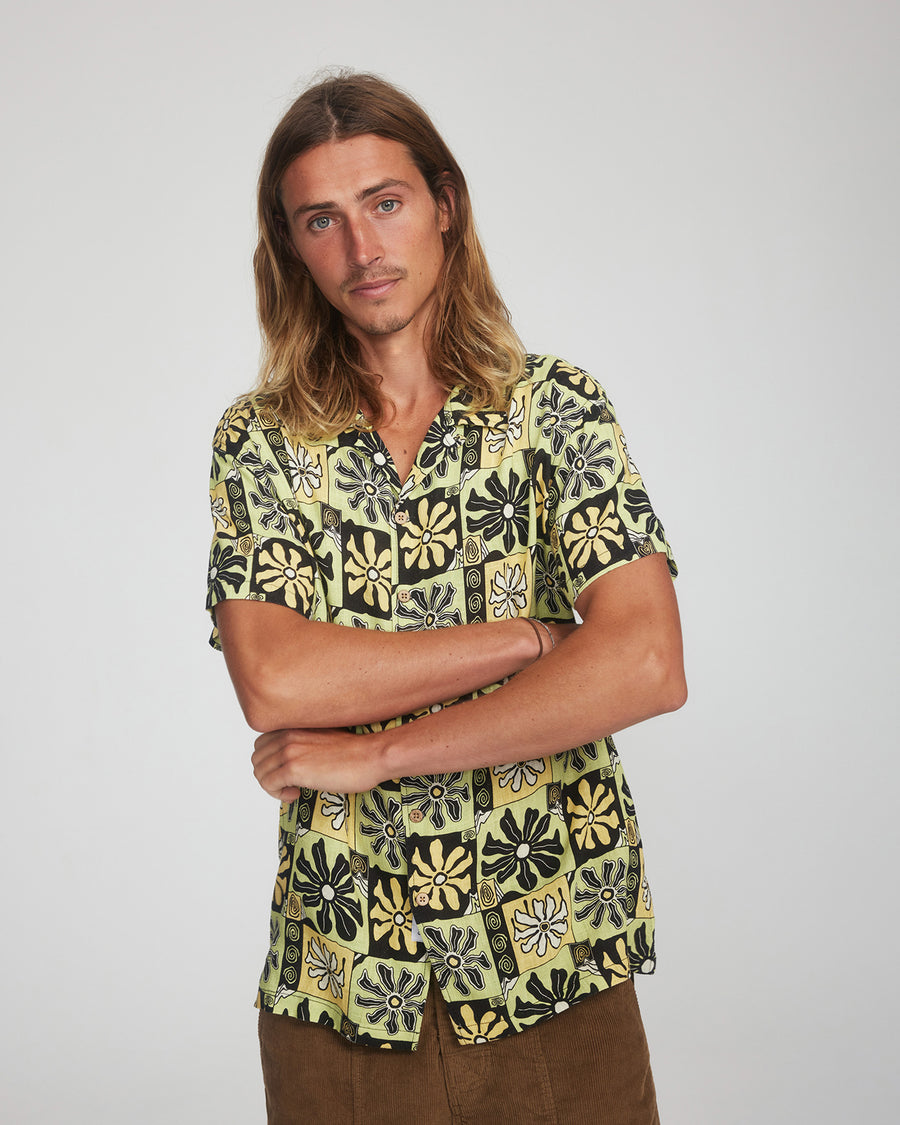 Drip Resort Shirt - Apple