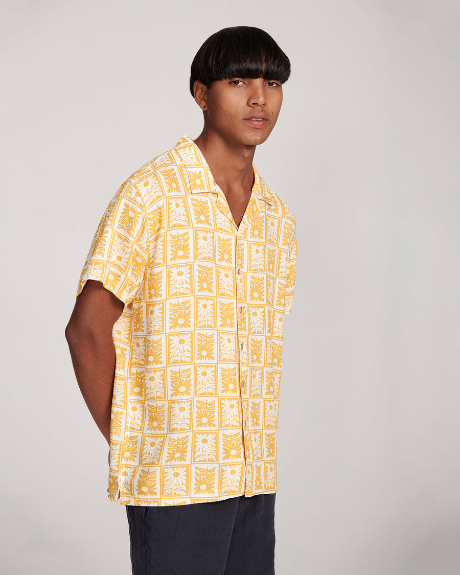 Calen Tile Resort Shirt - Gold