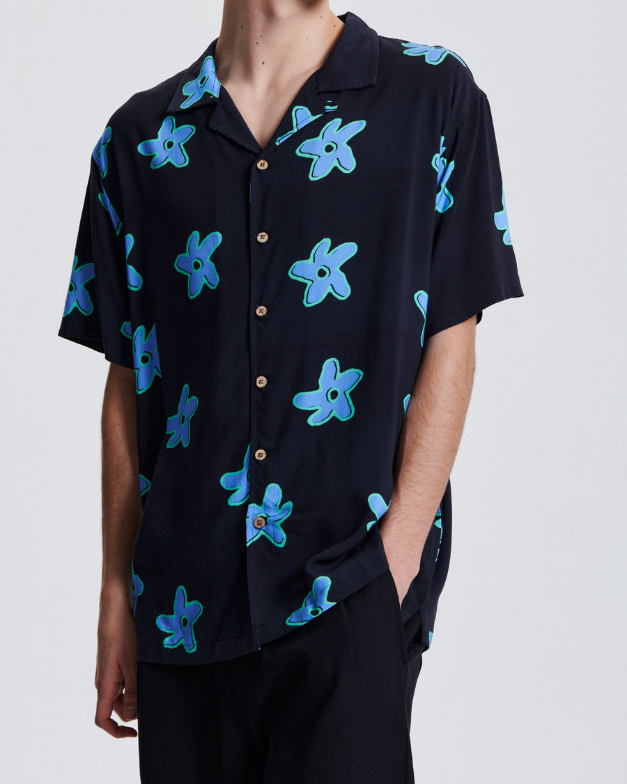 Seeker SS Resort Shirt - Black