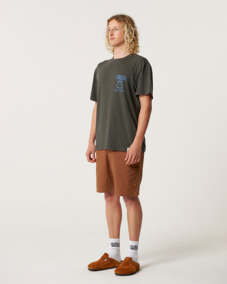 Daisy Tee - Phantom