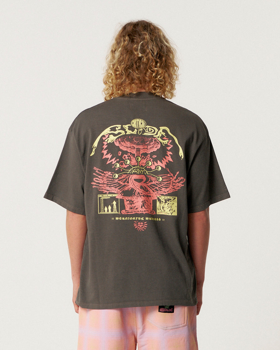 Madness Tee - Ashphalt