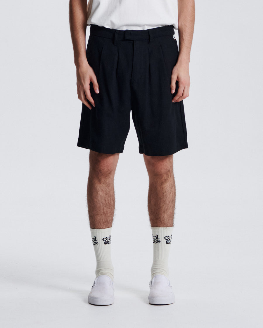 Harro Linen Pleat Short - Black