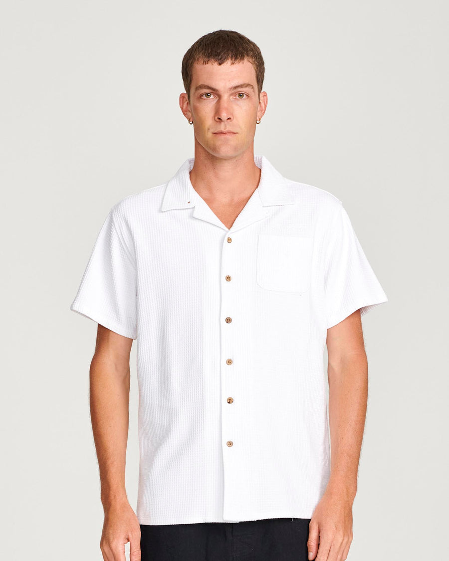 RESORT WAFFLE SHIRT - WHITE