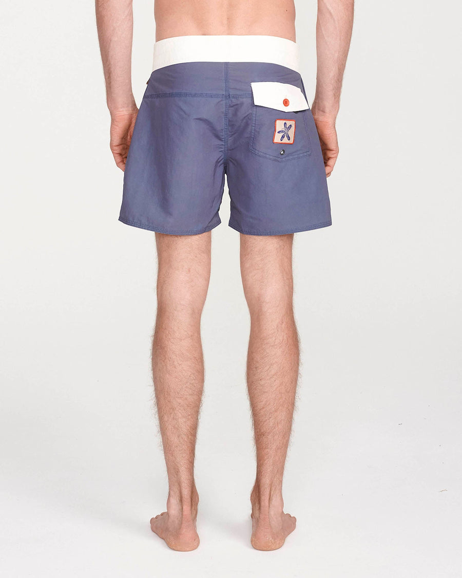 EASTY TRUNK