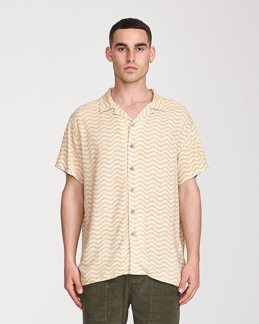 FLOW STATE SHIRT - SAND