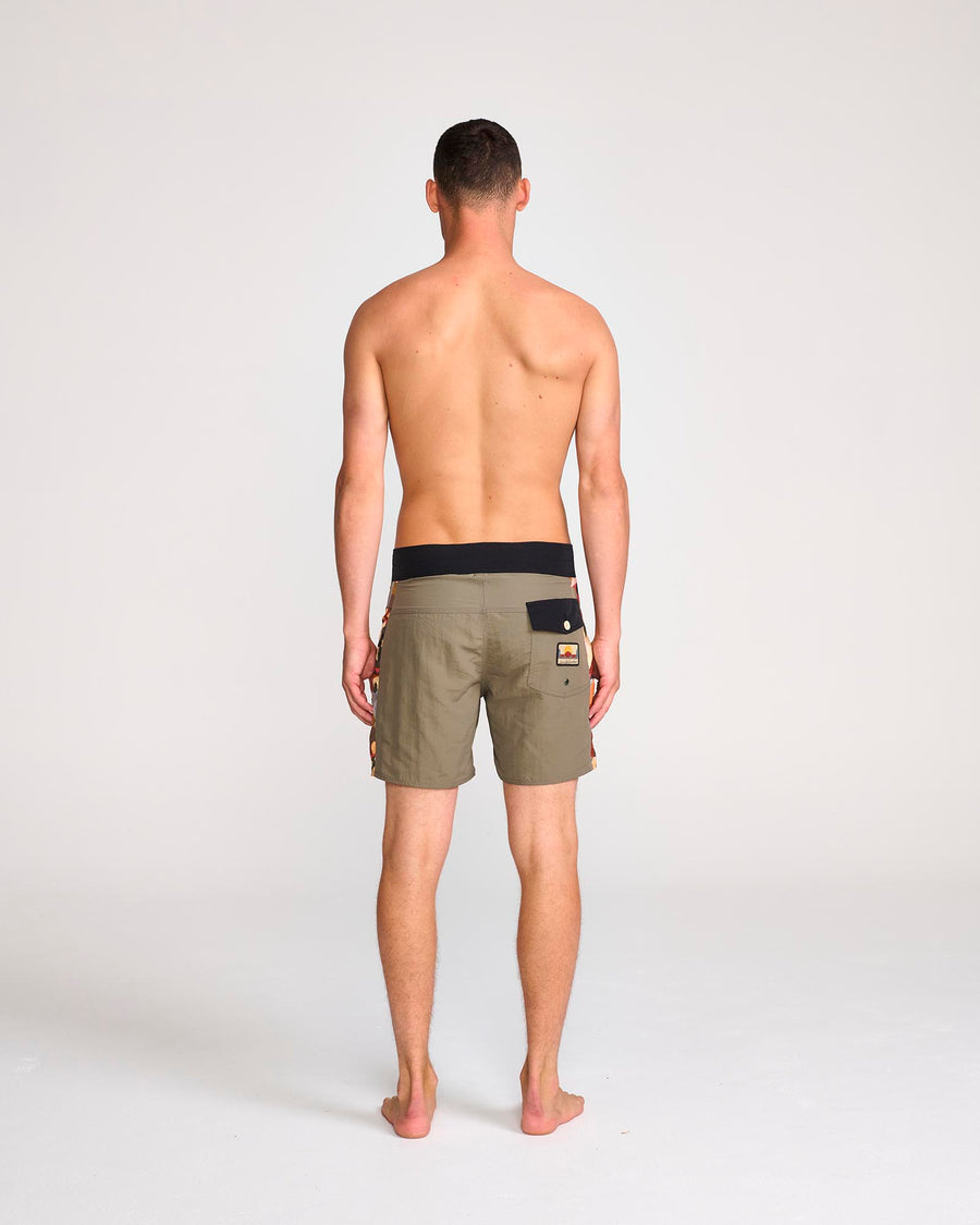 CHOCOLATE LOGGER TRUNK - SAND